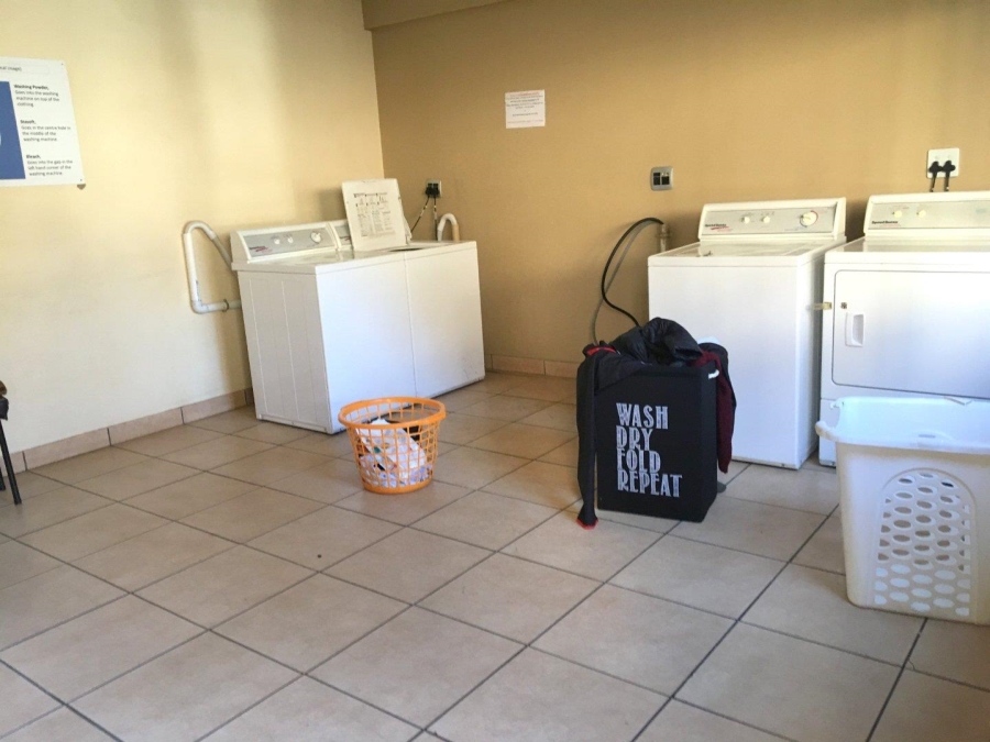 To Let 2 Bedroom Property for Rent in Die Bult North West